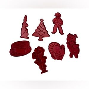 3/$20 vintage Tupperware cookie cutters for holidays events special occasions